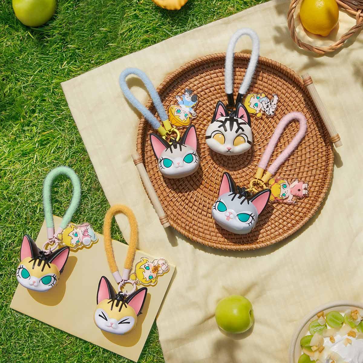 Baby Molly & Baby Tabby Series - Pinch Pendant Blind Box - POP BOX