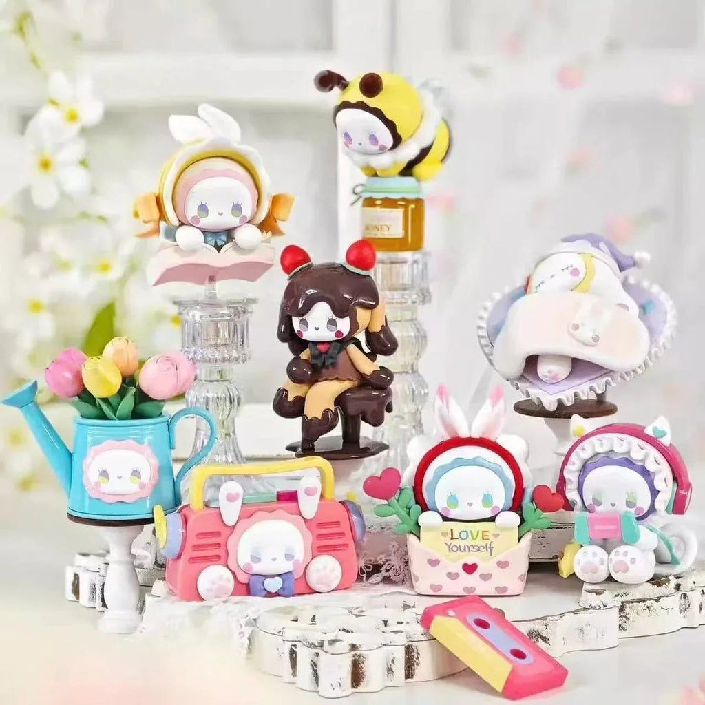 Emma Secret Forest Love Dopamine Series Figures - POP BOX