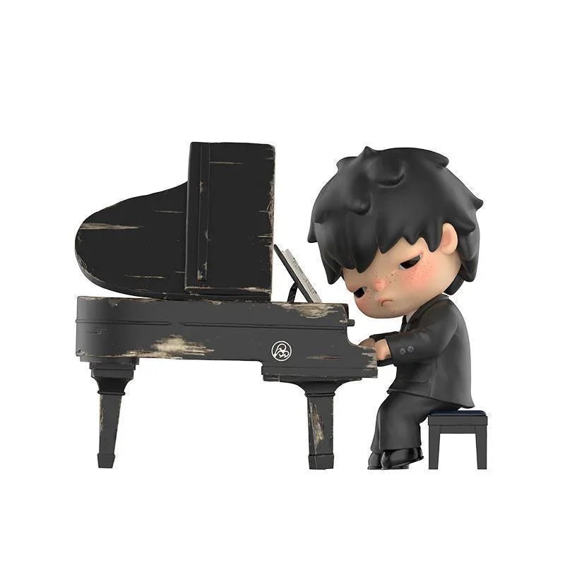 Hirono The Pianist Figure - POP BOX