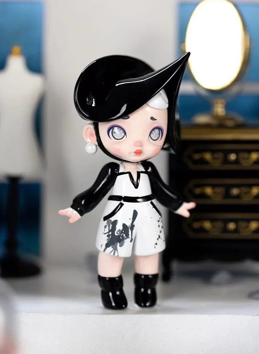 Laura The Charm Of Faded Hues Series Blind Box - POP BOX