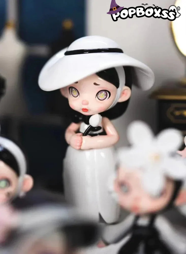 Laura The Charm Of Faded Hues Series Blind Box - POP BOX