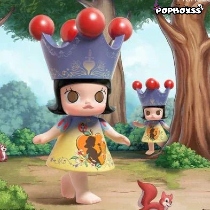 MEGA ROYAL MOLLY 400% Snow White (PRE - ORDER) - POP BOX