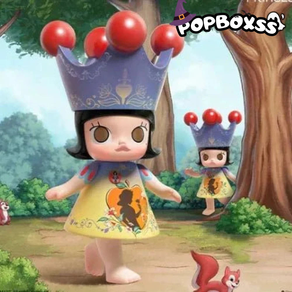 MEGA ROYAL MOLLY 400% Snow White (PRE - ORDER) - POP BOX