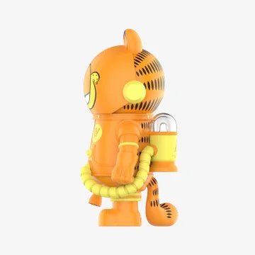 MEGA SPACE MOLLY 400% Garfield PVC Figure - POP BOX