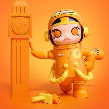 MEGA SPACE MOLLY 400% Garfield PVC Figure - POP BOX