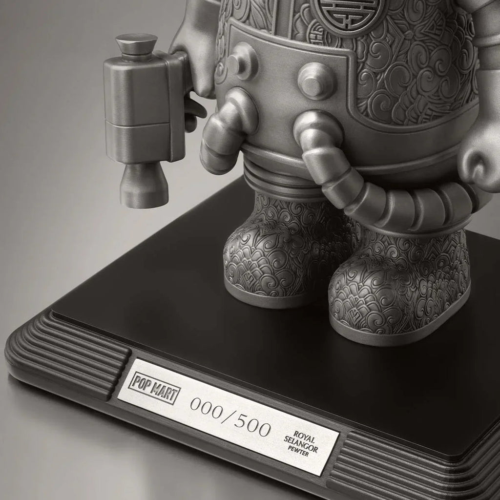 MEGA SPACE MOLLY 400% Royal Selangor - POP BOX