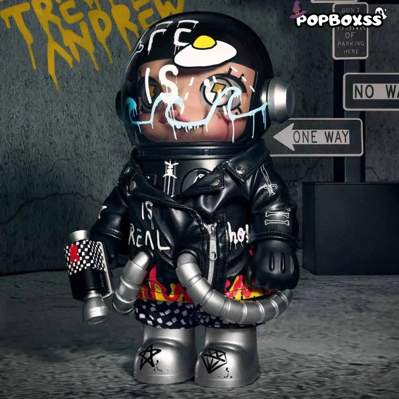 MEGA SPACE MOLLY 400% Trevor Andrew - POP BOX
