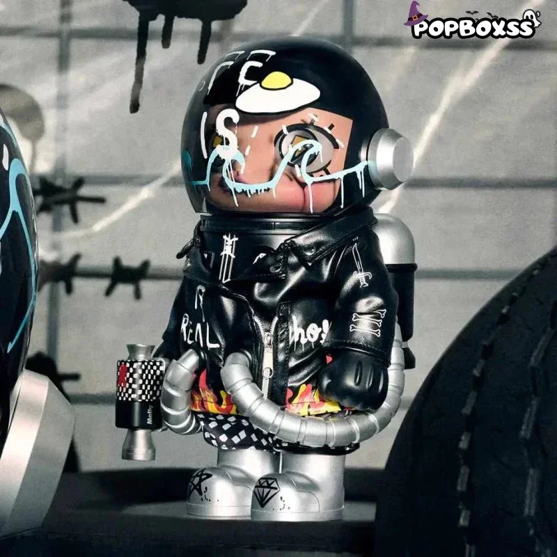 MEGA SPACE MOLLY 400% Trevor Andrew - POP BOX