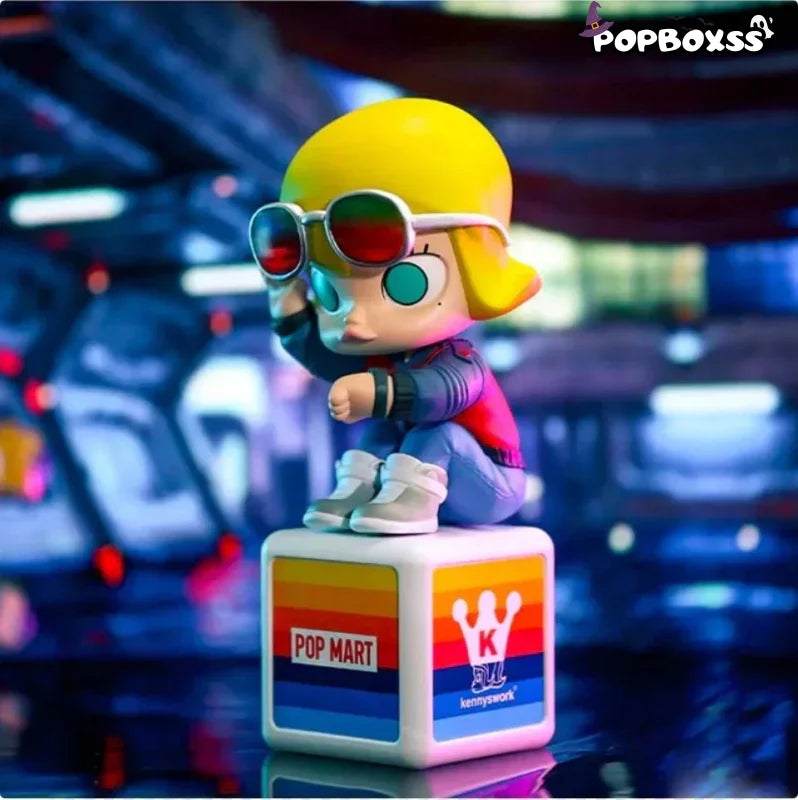 Molly Back to The Future Figure - POP BOX