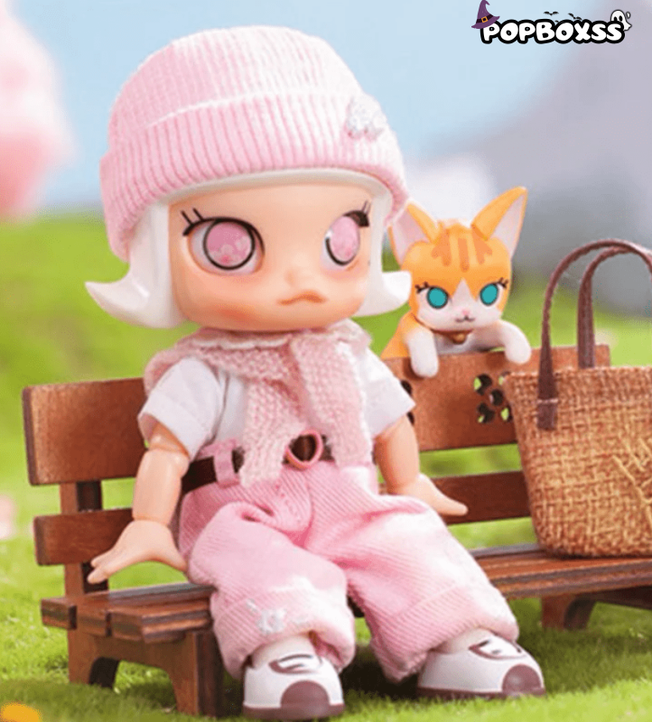 Molly Cherry Blossom Action Figure - POP BOX