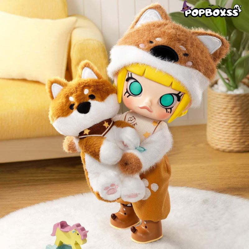 MOLLY Hugging 1/8 Action Figure - POP BOX