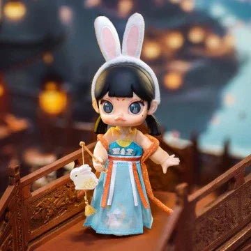 MOLLY Lantern Show Action Figure - POP BOX