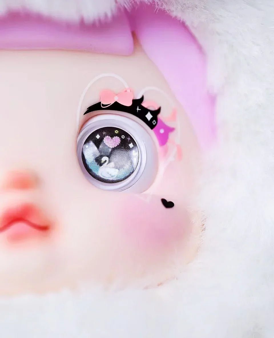 NOMMI Swan Lake Plush Hanging Card. Limited Edition - POP BOX