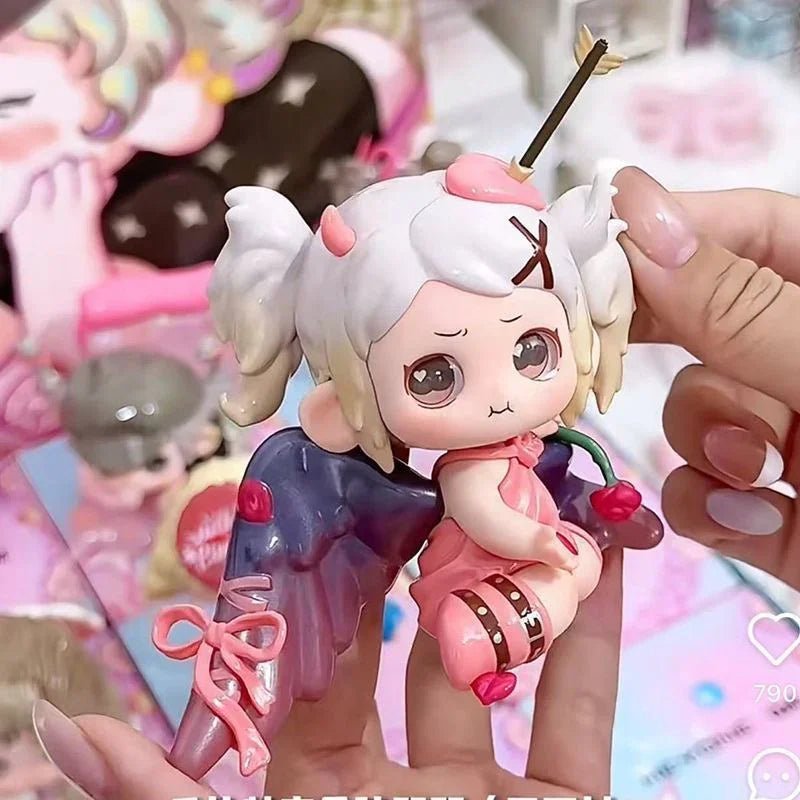 OONA - All Pink Day Series Figures. Blind Box - POP BOX