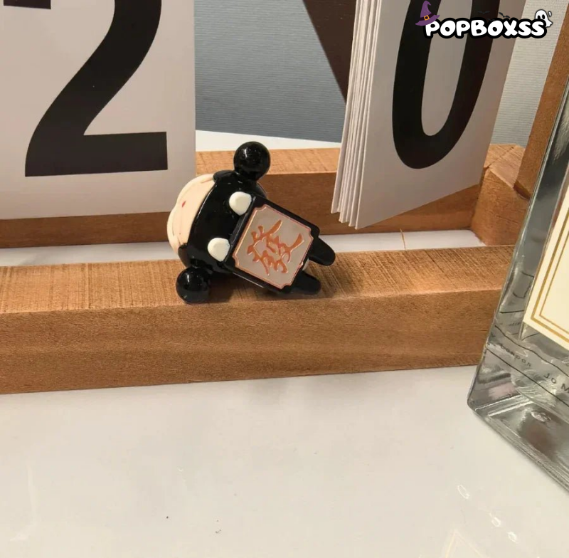POP BEAN SKULLPANDA Chengdu Limited Edition Mahjong Figure - POP BOX