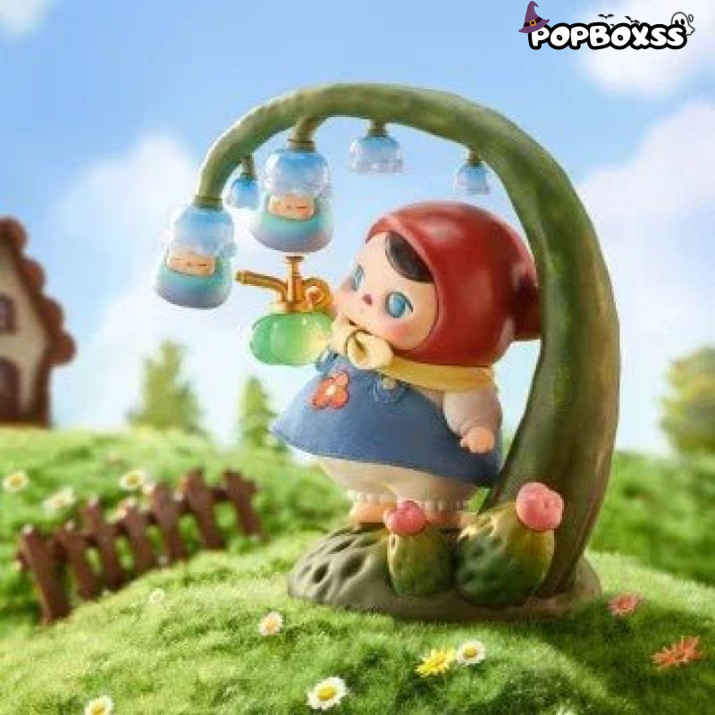 PUCKY Beanie Farmer Figurine - POP BOX