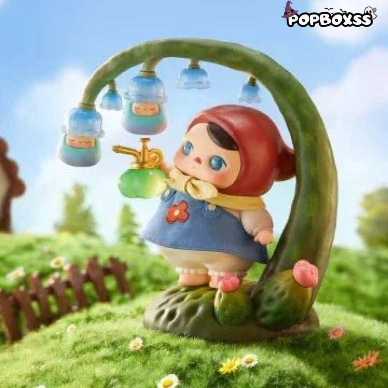 PUCKY Beanie Farmer Figurine - POP BOX