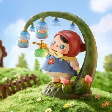 PUCKY Beanie Farmer Figurine - POP BOX
