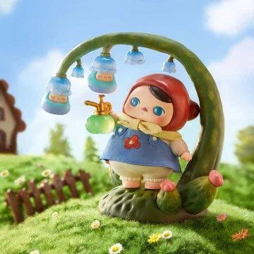 PUCKY Beanie Farmer Figurine - POP BOX
