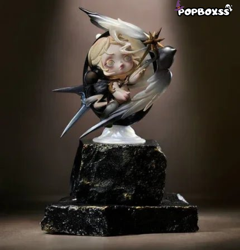 SKULLPANDA Light's Longitude and Latitude Figurine. Hanging Card - POP BOX
