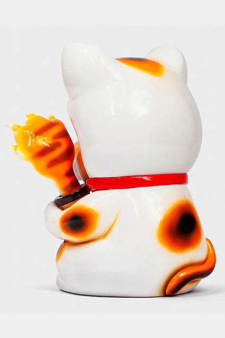 SUPER PROFESSIONAL ESSENTIAL // MANEKINEKO - POP BOX