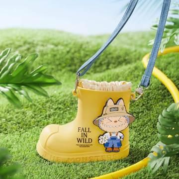 THE MONSTERS FALL IN WILDSERIES - Rain Boot Bag - POP BOX
