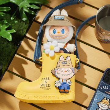 THE MONSTERS FALL IN WILDSERIES - Rain Boot Bag - POP BOX