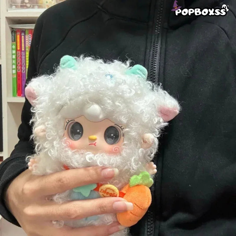 Yooki Lamb 400% Vinyl Plush - POP BOX