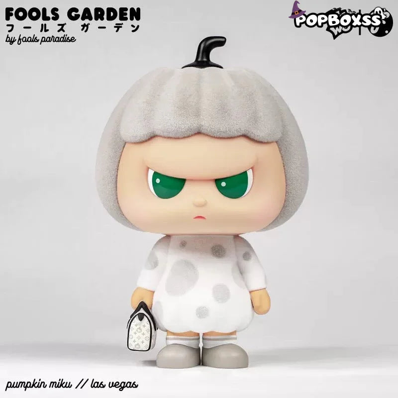 ZCWO Gray flocked pumpkin girl figure 25cm