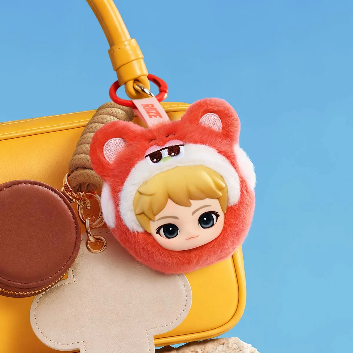 POPMART RIIZE Fluffy Club Series Mini Pouch Keychain - POPBOXSS