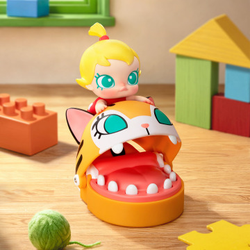 POP MART Baby Molly and Baby Tabby Pulling a Prank Figure (PRE-ORDER） - POPBOXSS