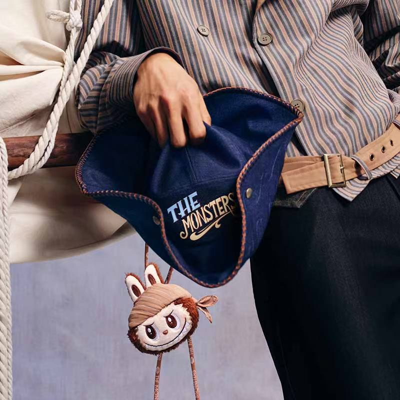 The Monsters De Vliegende LABUBU Series Captain Hat (PRE-ORDER) - POPBOXSS