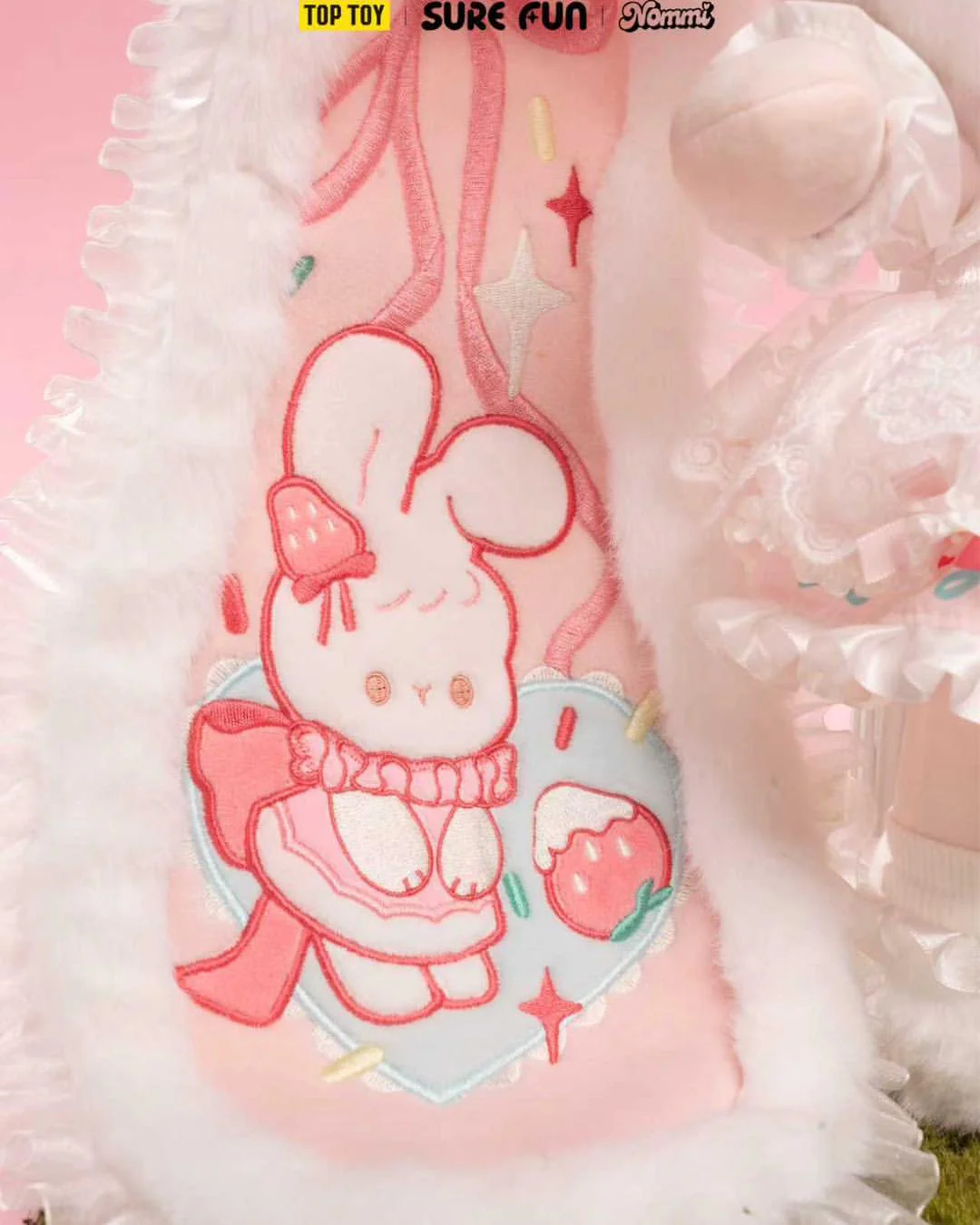 NOMMI Spring strawberry Vinyl plush ornaments（Japan region