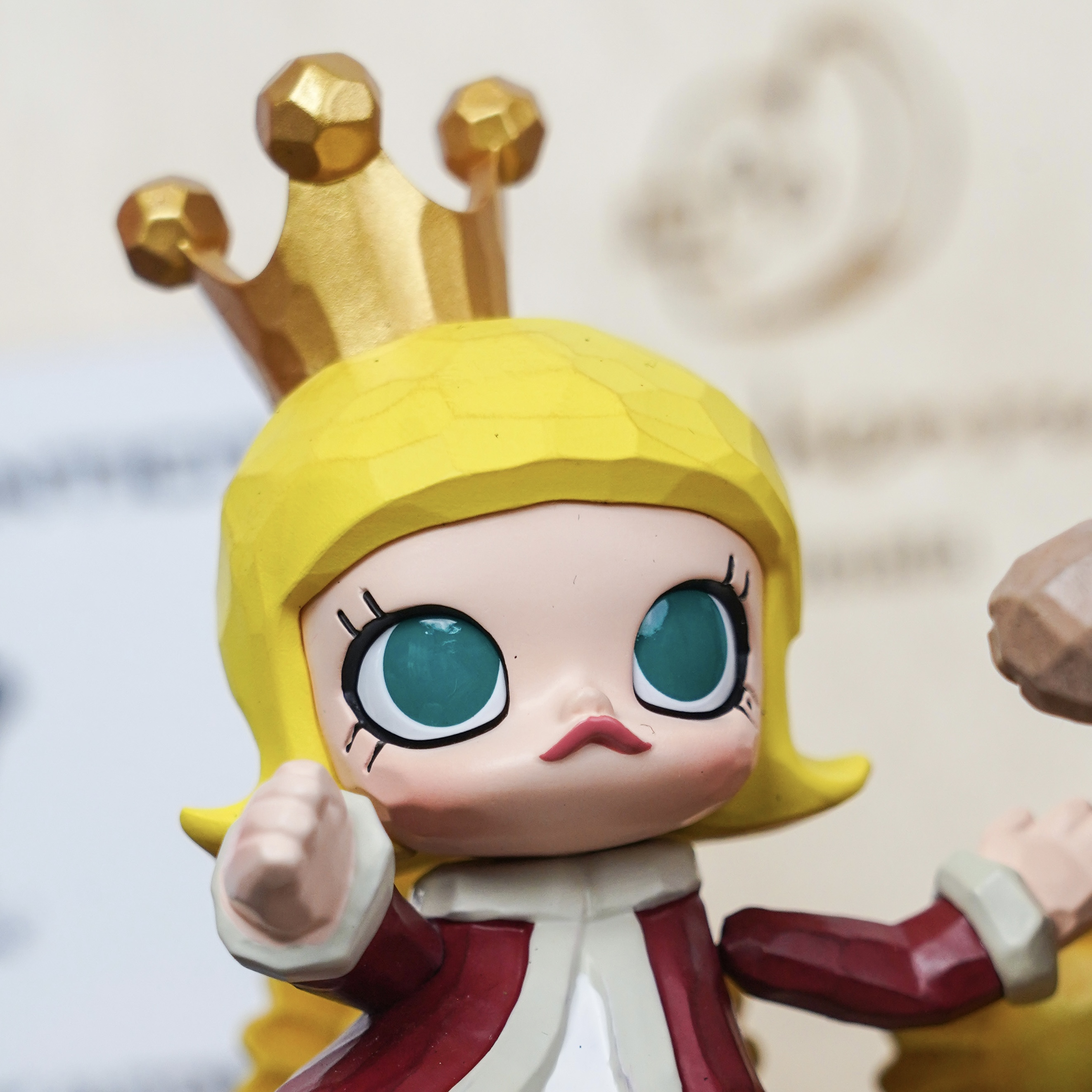 MOLLY Dancing with the bear 20th Anniversary Exhibition Limited Edition Figure - POPBOXSS