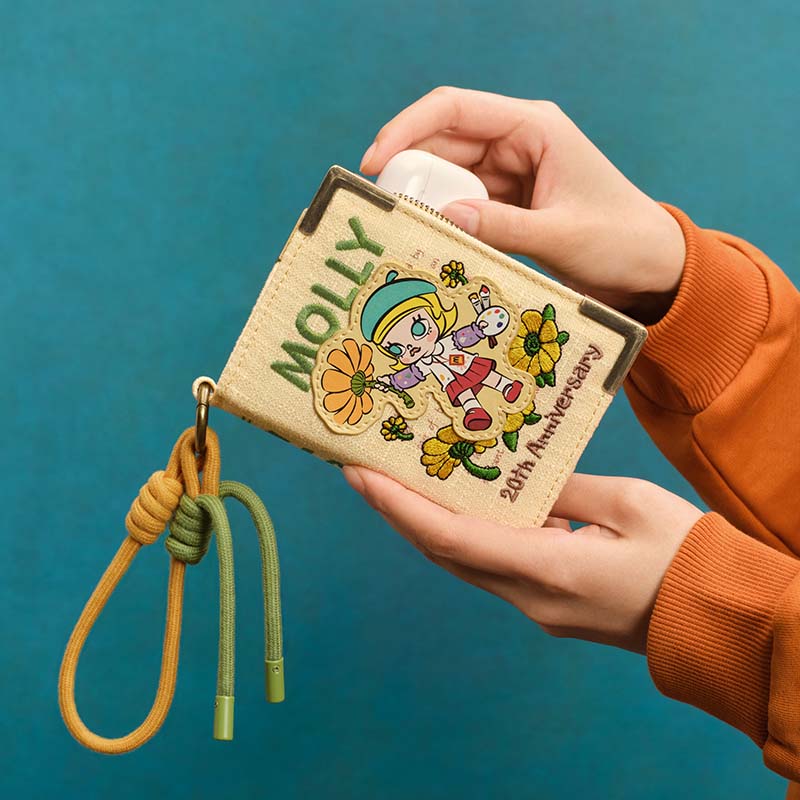 POP MART MOLLY 20th Anniversary Scenery Along the Way Series Retro Book Mini Bag Blind Box (PRE-ORDER) - POPBOXSS