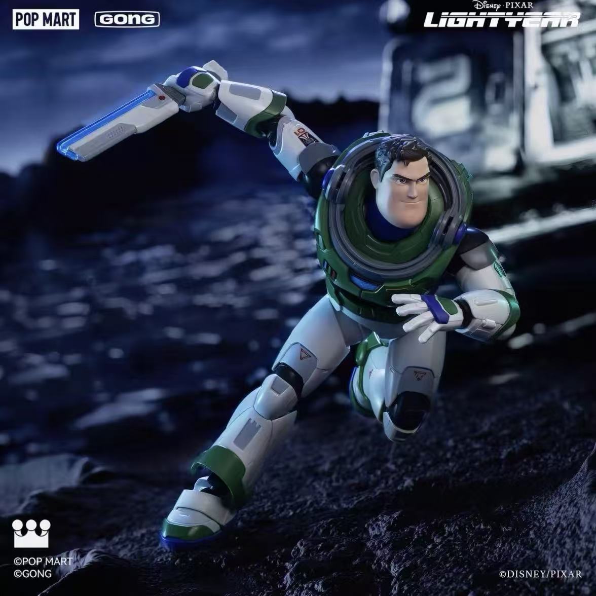 POP MART DSN Lightyear: Space Ranger Alpha Buzz Lightyear Model Kit - POPBOXSS