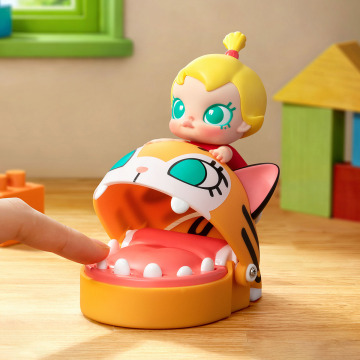 POP MART Baby Molly and Baby Tabby Pulling a Prank Figure (PRE-ORDER） - POPBOXSS