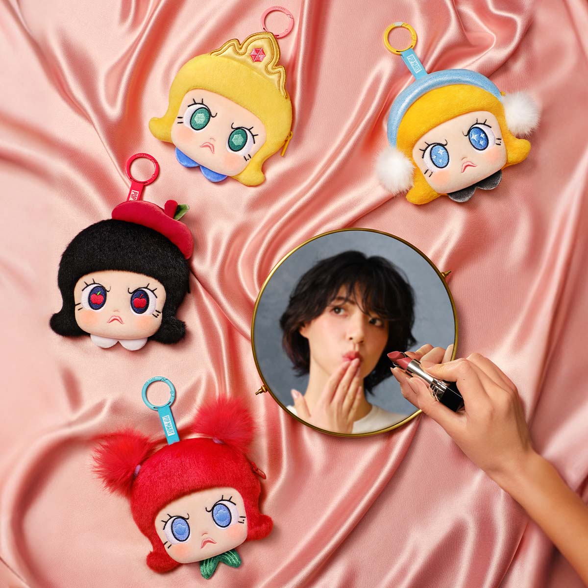 POPMART Angry Molly  Disney Princess SeriesMini Bag - POPBOXSS