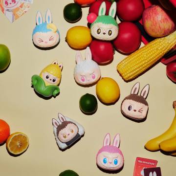 THE MONSTERS LABUBU Wacky Mart Series-Pinch Pendant Blind Box - POPBOXSS