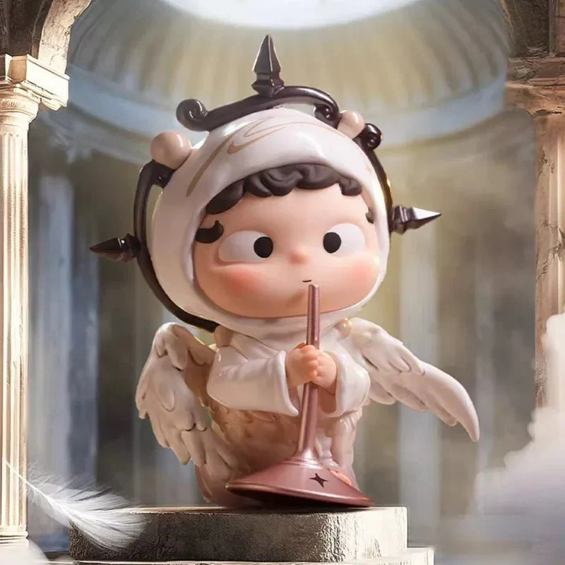 【BACK IN STOCK】Heyone Star Series 25 O'clock In The Dark Night PVC Figures. Blind Box - POPBOXSS