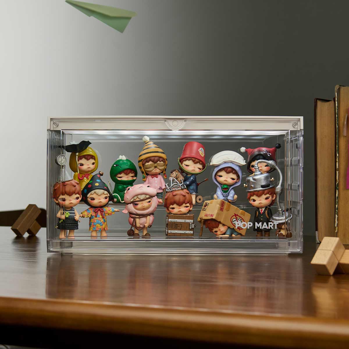 POP MART 100% Assemblable Lighted Display Container - POPBOXSS