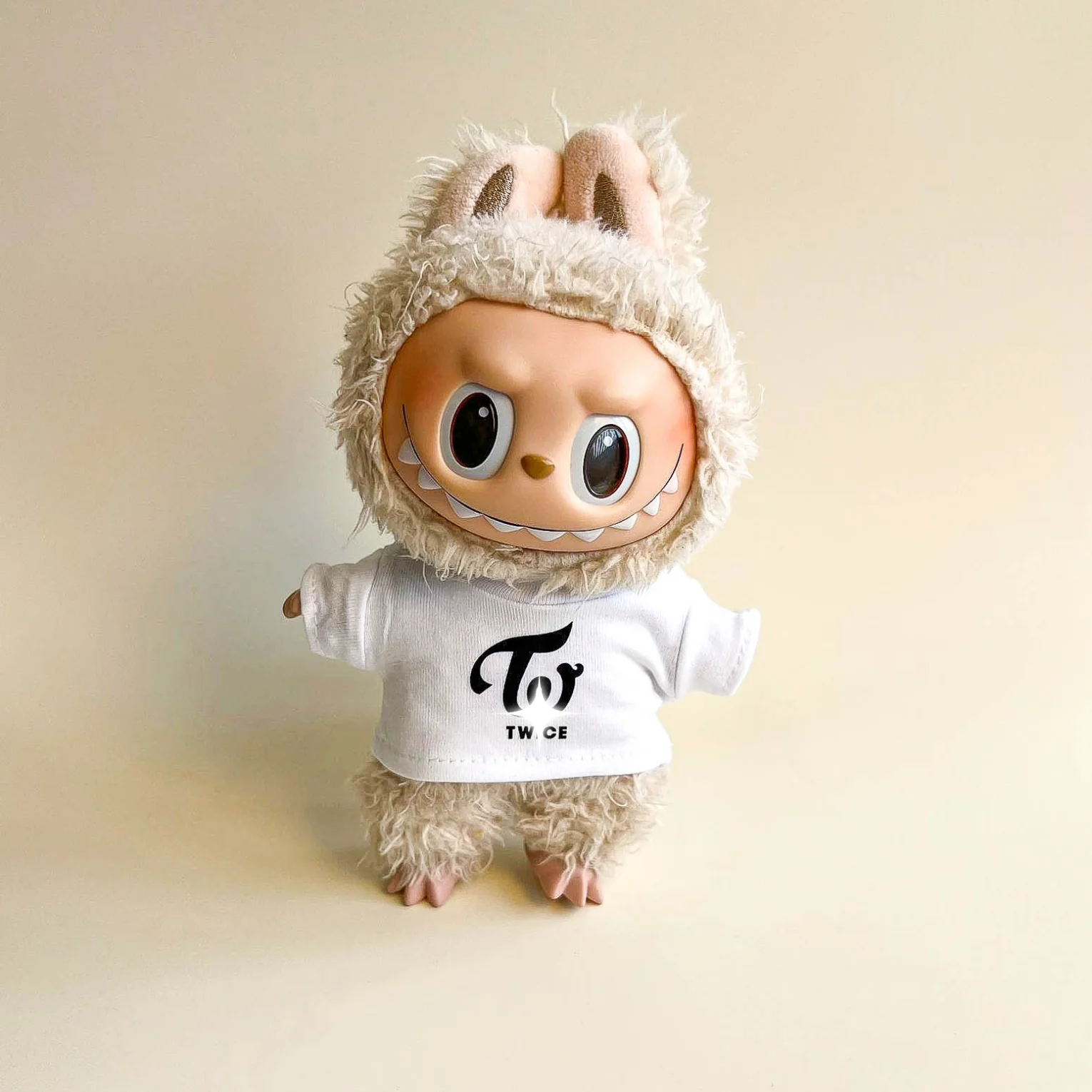 Labubu Pink Signal Idol Logo Tee Outfit (Black & White) — With Mini Fan Lightstick (2 Items) - POPBOXSS