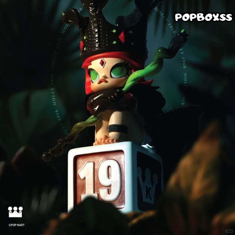 POP MART MOLLY 19TH Anniversary Frosty Night Series Figure - POPBOXSS