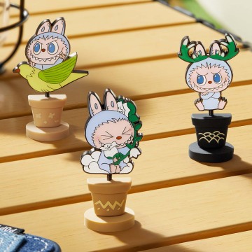 THE MONSTERS FALLIN WILD.SERIES-Badge Blind Box - POPBOXSS