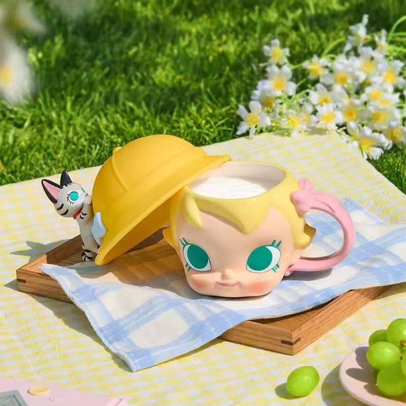 Baby Molly is full of fun big-headed ceramic cups - POPBOXSS