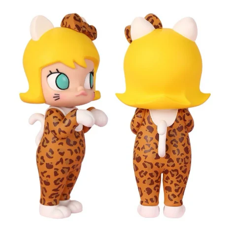 MOLLY HELL0 (Exclusive Collector's Edition) (PRE-ORDER) - POPBOXSS