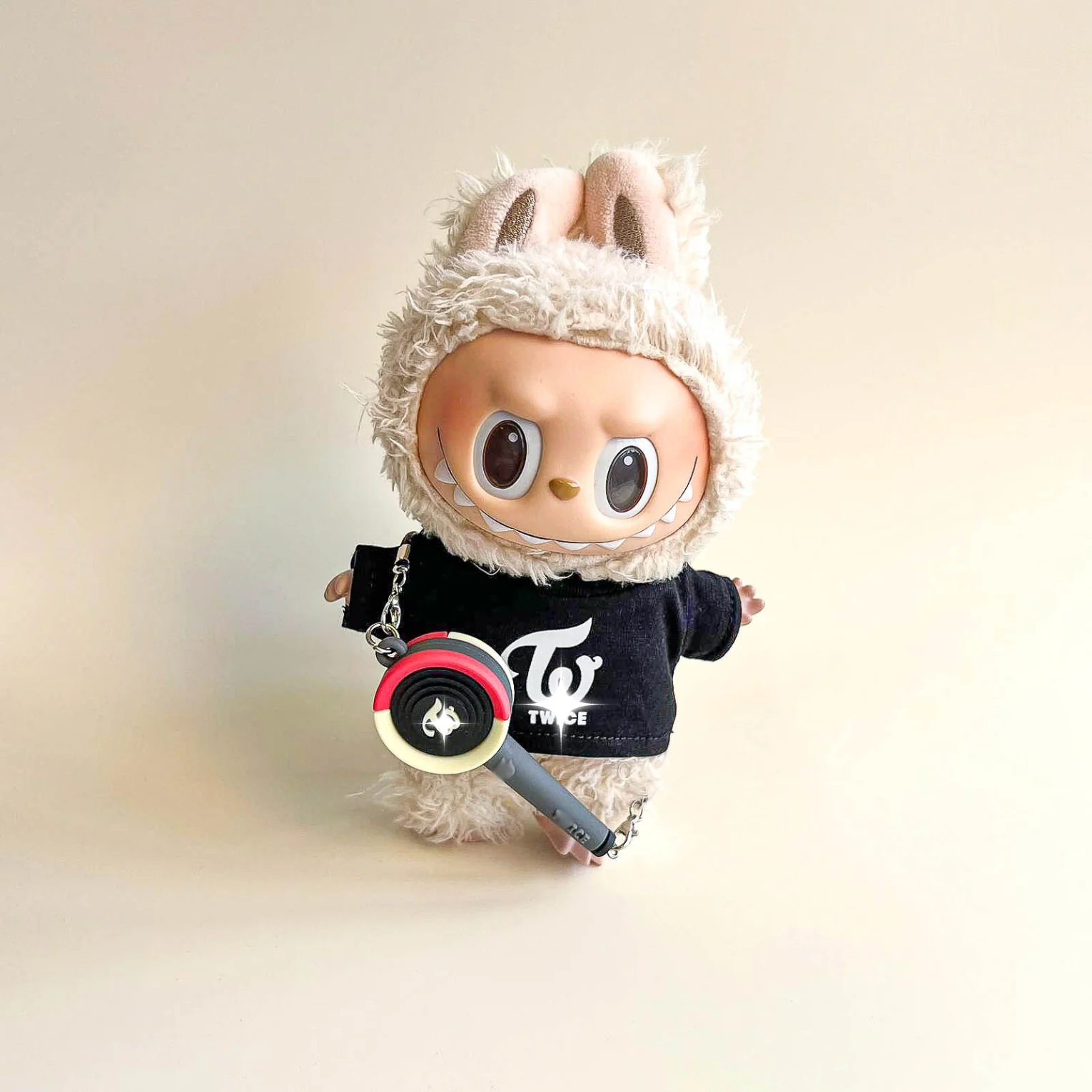 Labubu Pink Signal Idol Logo Tee Outfit (Black & White) — With Mini Fan Lightstick (2 Items) - POPBOXSS